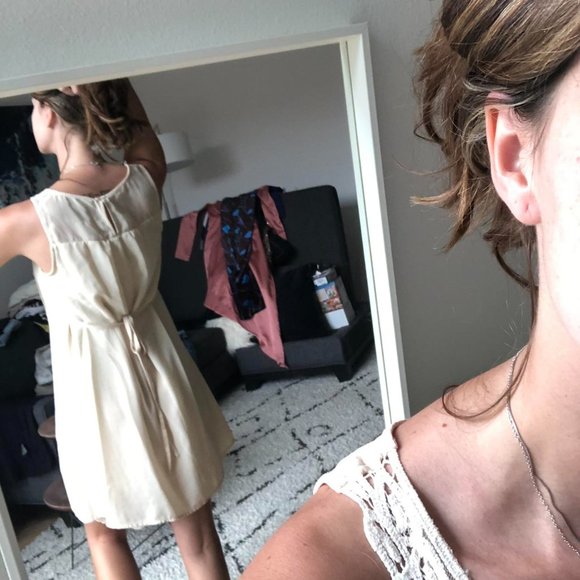 BLU PEPPER Lace Peasant Dress - Picture 2 of 4